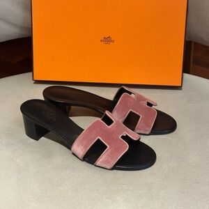 Authentic New Hermes Oasis Velvet Sandals